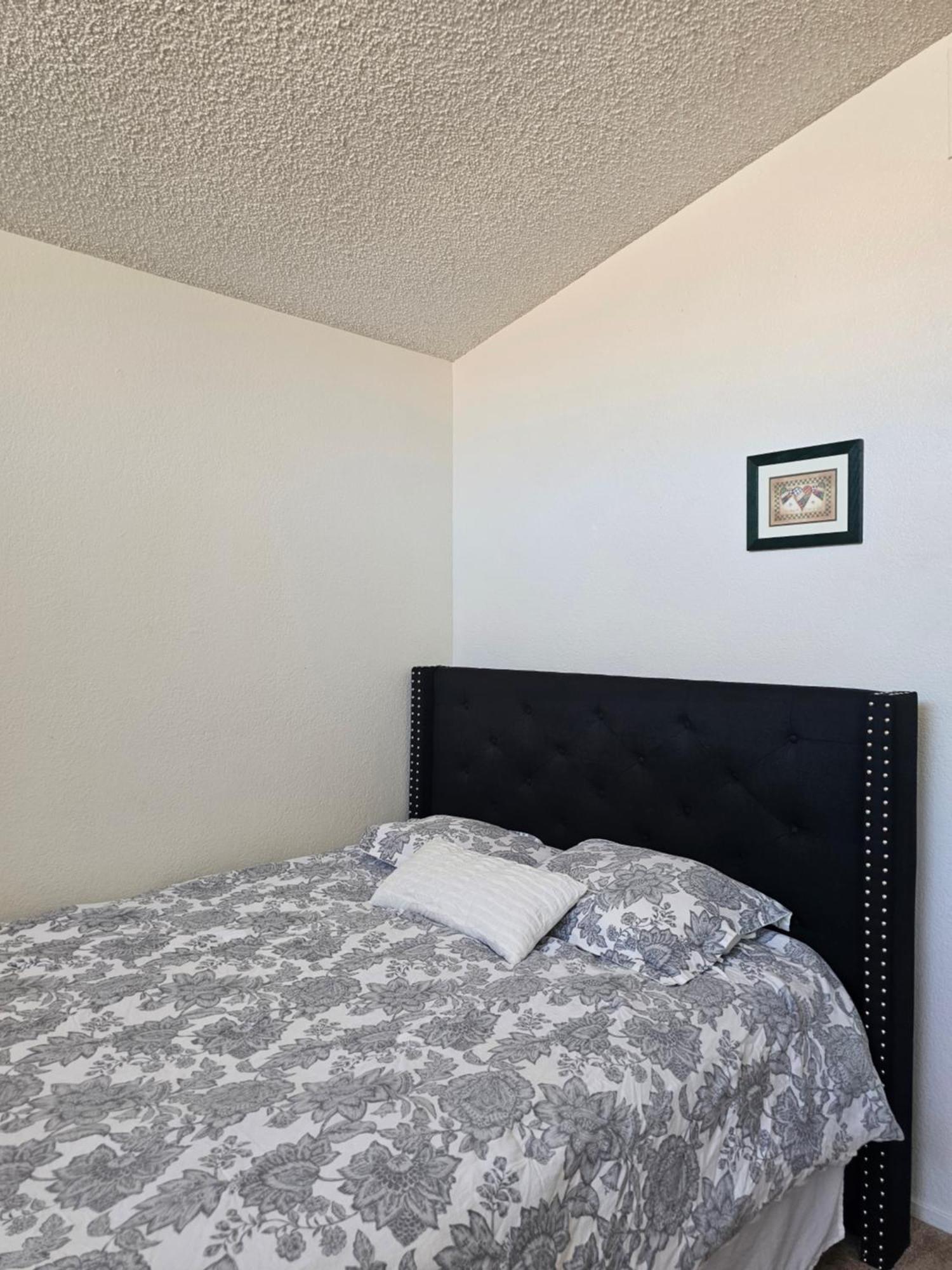 Nice Private Room In A House Close To Red Rock & Las Vegas Strip Лас-Вегас Екстер'єр фото